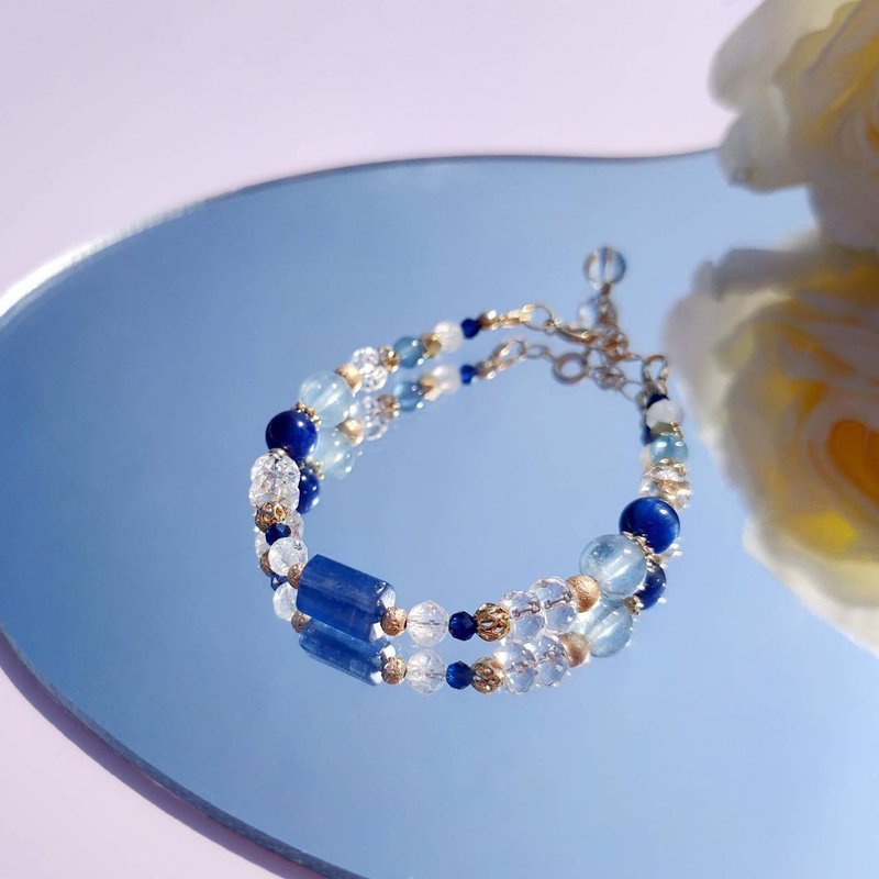 Mount Fuji. Kyanite Stone sapphire moonstone 14K gold filled crystal ore design bracelet - สร้อยข้อมือ - คริสตัล สีน้ำเงิน