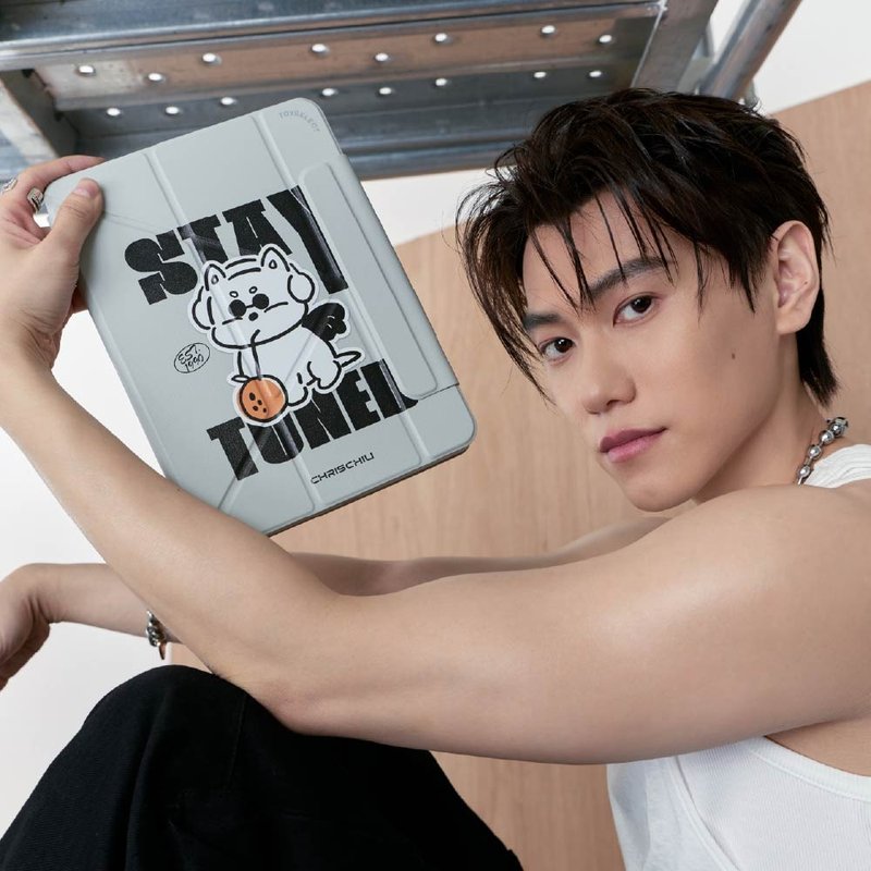 CHRISCHIU MOMO醬喝果汁強悍磁吸iPad三折/Y折保護殼 - 平板/電腦保護殼/保護貼 - 塑膠 多色