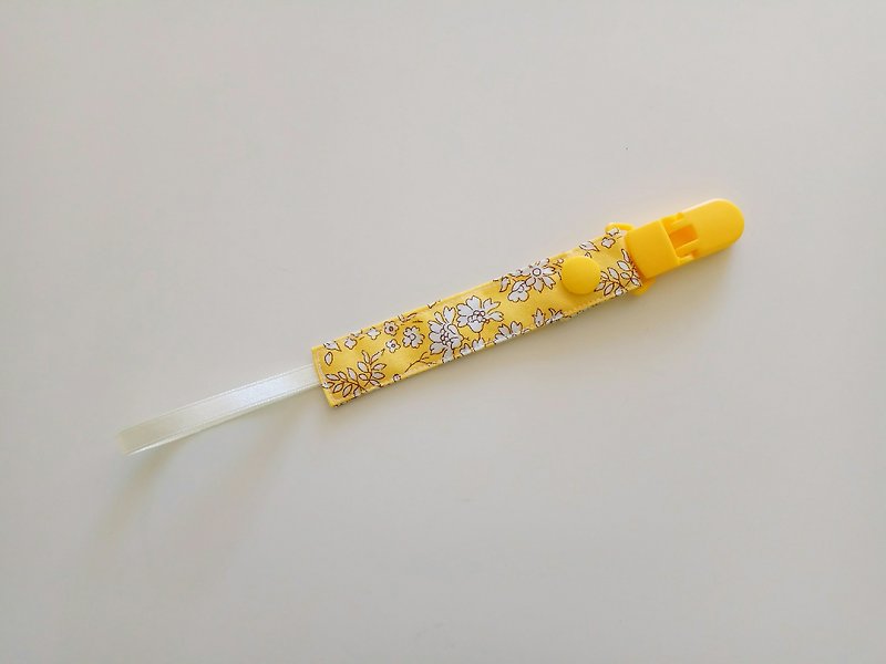 <Yellow> Flowers Satsuki gift ribbon pacifier chain nipple folder vanity pacifiers apply - อื่นๆ - ผ้าฝ้าย/ผ้าลินิน สีเหลือง