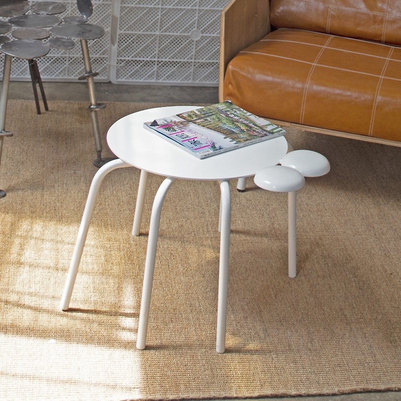 昆虫形の錬鉄製コーヒーテーブルソファサイドテーブル - その他の家具 - 金属 
