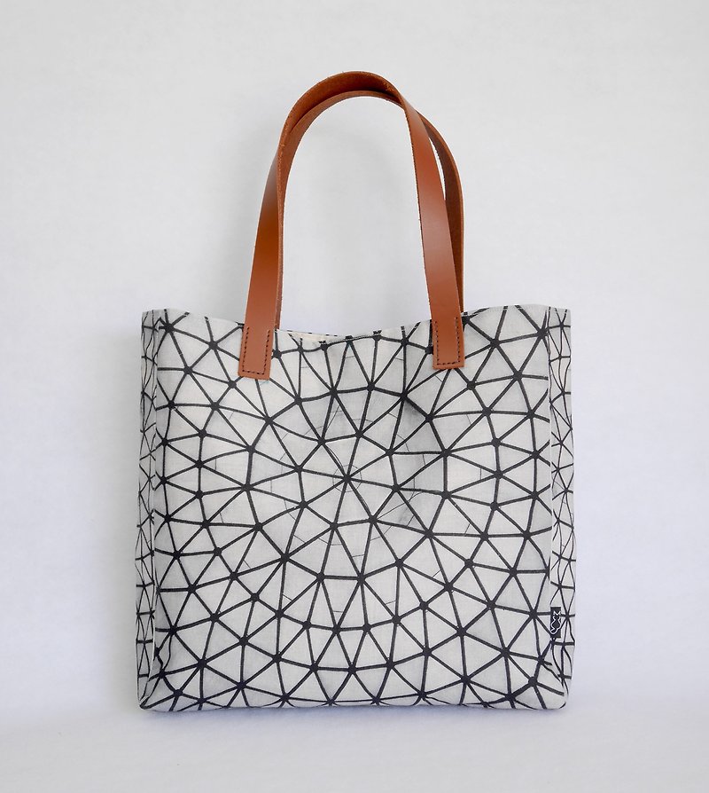 【Off-season sale】Linen Handbags / Geometric Ceiling - กระเป๋าถือ - ลินิน สีกากี