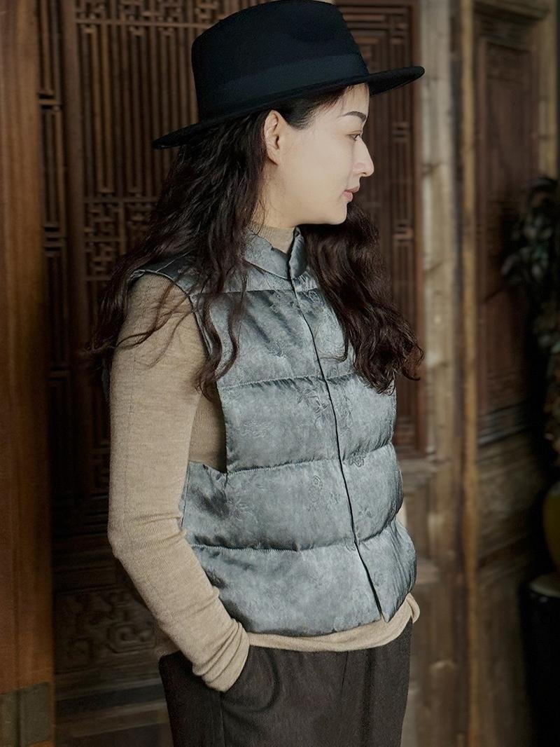 Jiji/90 white goose down jacket Chinese style vest - Women's Casual & Functional Jackets - Polyester Multicolor