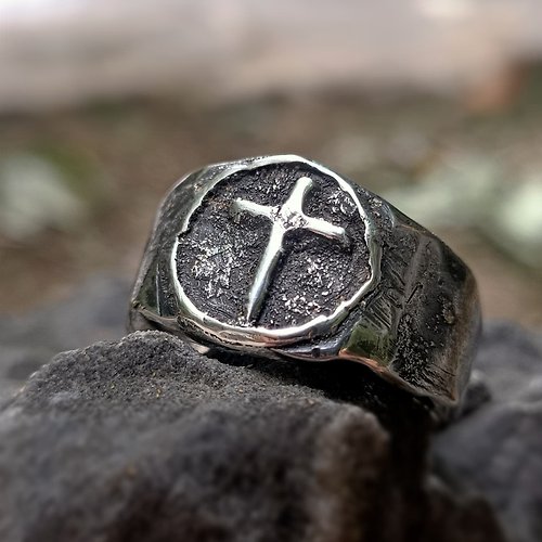 Aruiso 舊化感十字架銀戒指