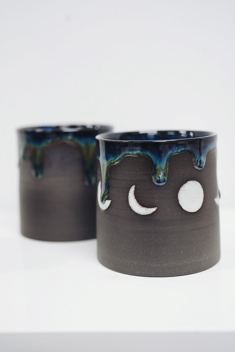 Aurora's Cream Coffee Cup Aurora Three Patterns - Mugs - Pottery Black