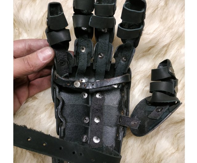 Cosplay armor gloves on sale