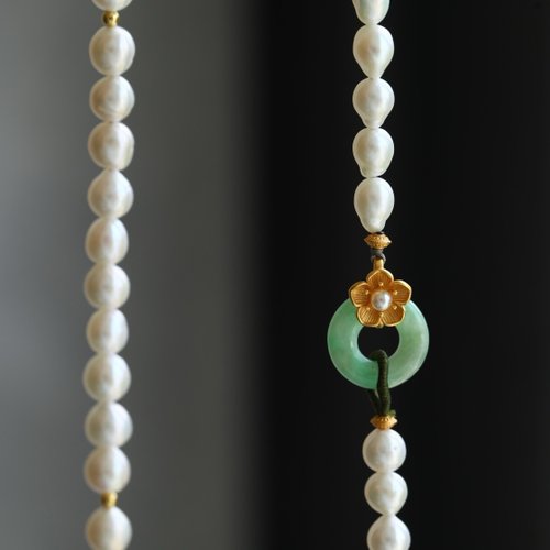 Angel's tears 天使之淚 Jewelry Design 7mm天然原色淡水珍珠 純銀珍珠小花扣翡翠平安扣設計多圈手串項鍊