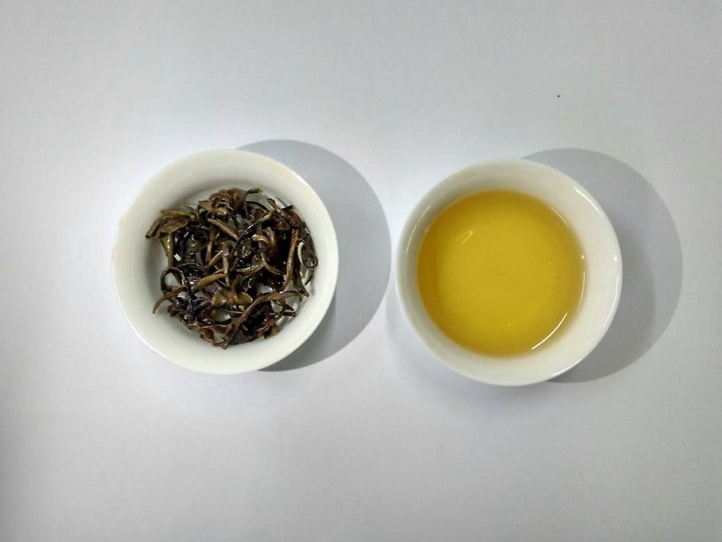 [台湾青茶]大遅い東方美女（裸包装茶150g / 4個2個） - お茶 - 食材 レッド