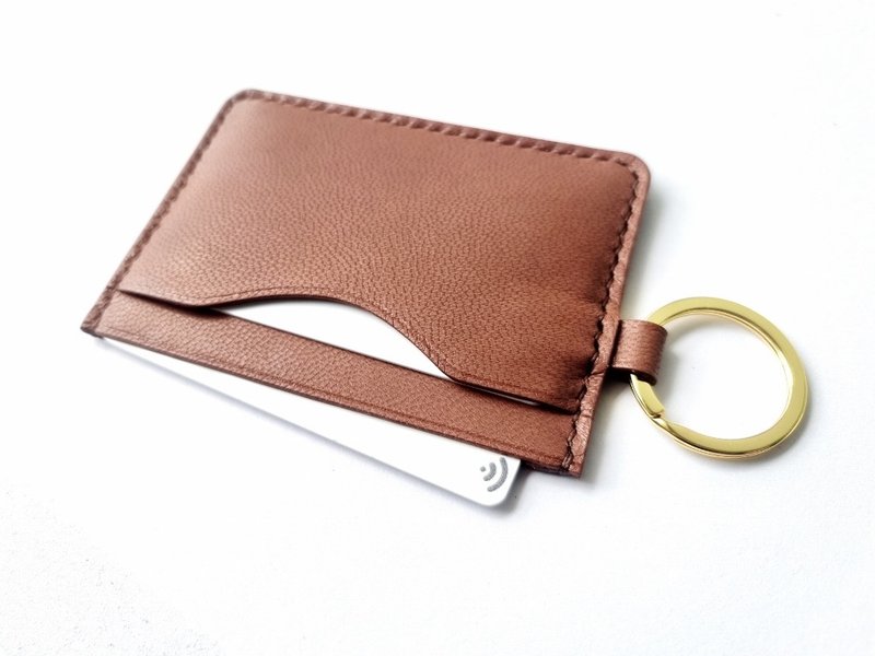 Brown Access Card Holder in goatskin leather with gold key ring - 名片夾/名片盒 - 真皮 咖啡色