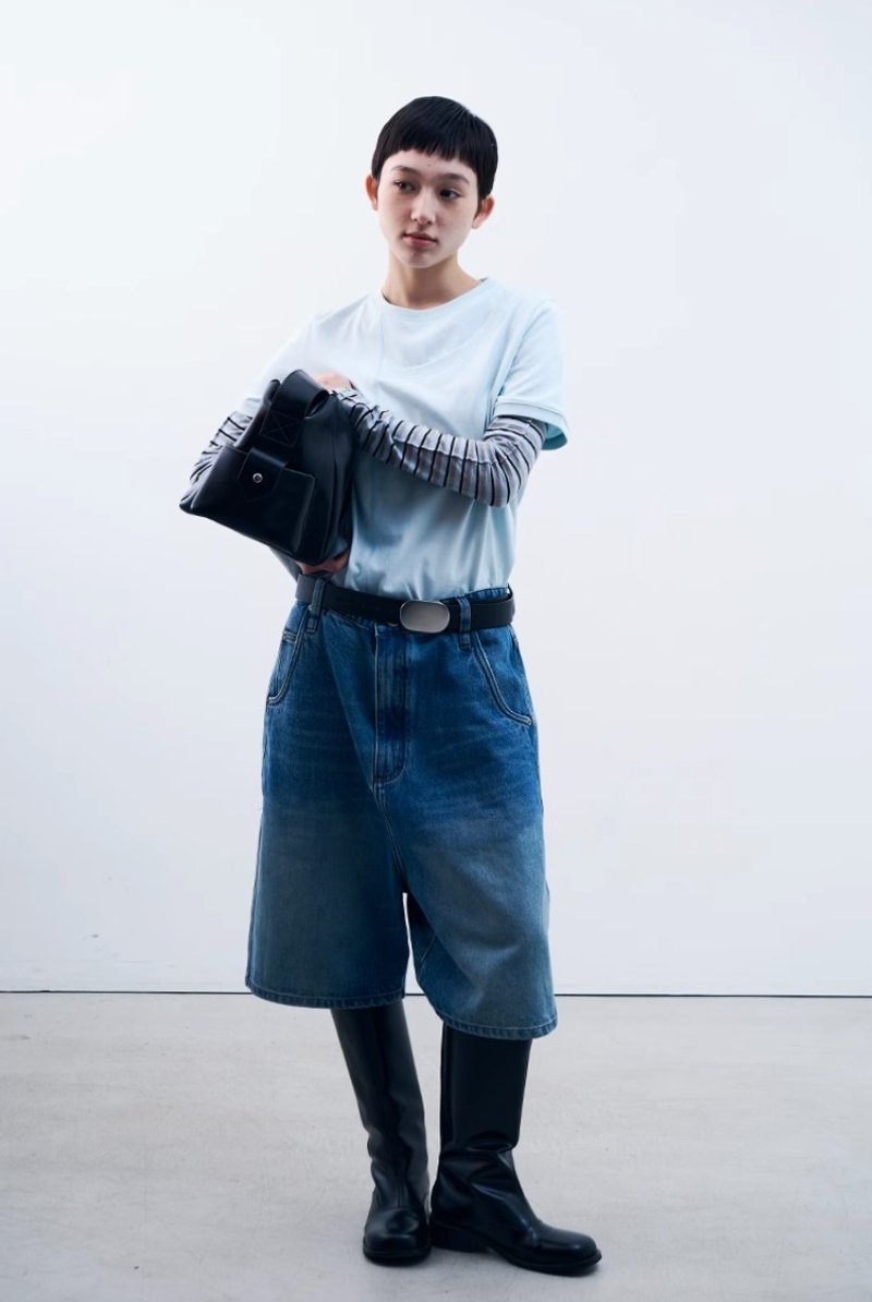 日本製ヴィンテージ風 ウォッシュ加工ローライズデニムショートパンツ - ショートパンツ レディース - その他の素材 ブルー