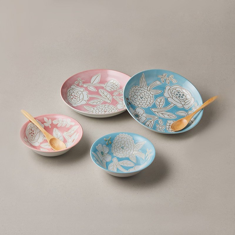 日本美濃燒 - 粉染花朵碗盤禮盒組 - 附湯匙(6件式) - 盤子/餐盤 - 瓷 多色