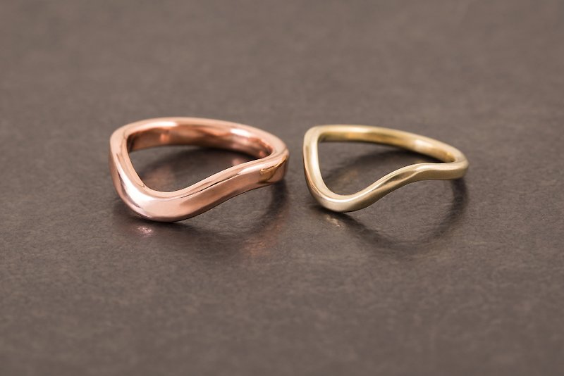 Curve Ring Lecture Ring- Bronze-Breeze blowing - General Rings - Copper & Brass Gold