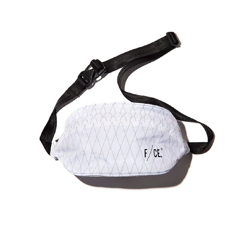 F/CE. x DYCTEAM - X-PAC Weist Body Bag (WHITE/White) - กระเป๋าแมสเซนเจอร์ - วัสดุกันนำ้ ขาว