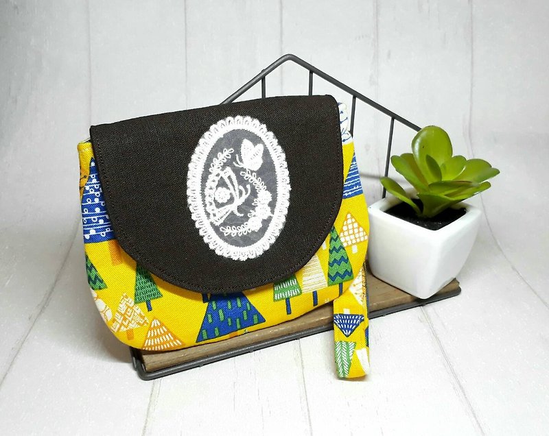 [Huayang Cosmetic Bag] Clear the season - กระเป๋าเครื่องสำอาง - ผ้าฝ้าย/ผ้าลินิน สีเหลือง