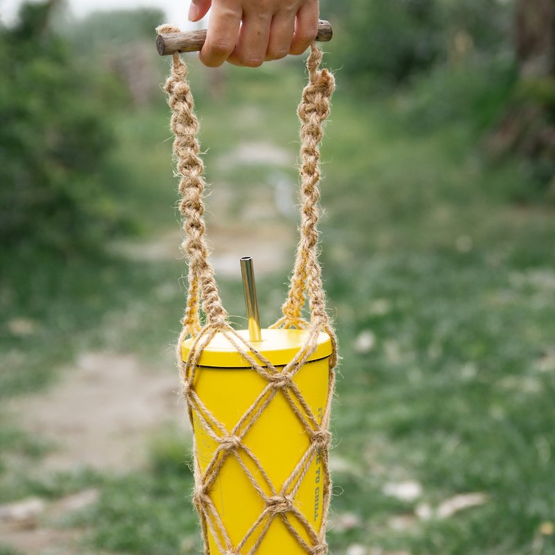 Hand-woven bag Sapindus wood handle natural cotton Linen beverage bag thermos bottle - Other - Cotton & Hemp 