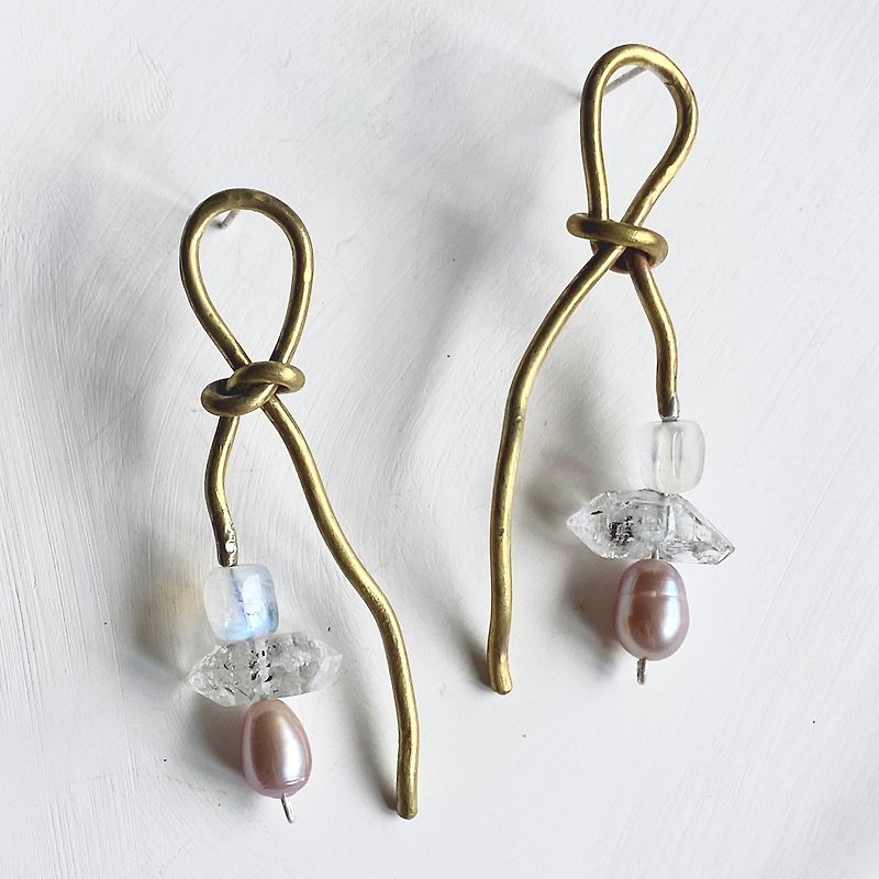 Herkimon Crystal Earrings - Earrings & Clip-ons - Gemstone White