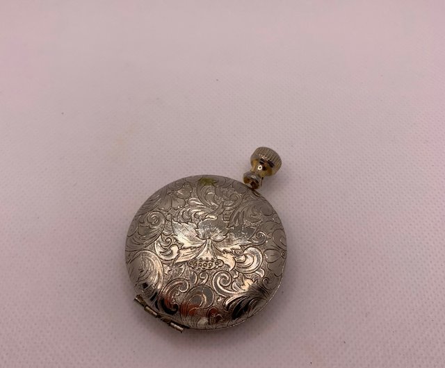 アンティーク　コンパクト　シルバー製　パウダーケース アンティーク コンパクト シルバー製 パウダーケース アンティーク