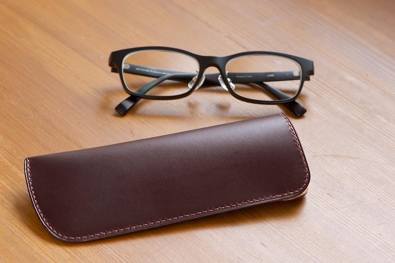 Slim glasses case wine color - กรอบแว่นตา - หนังแท้ สีม่วง
