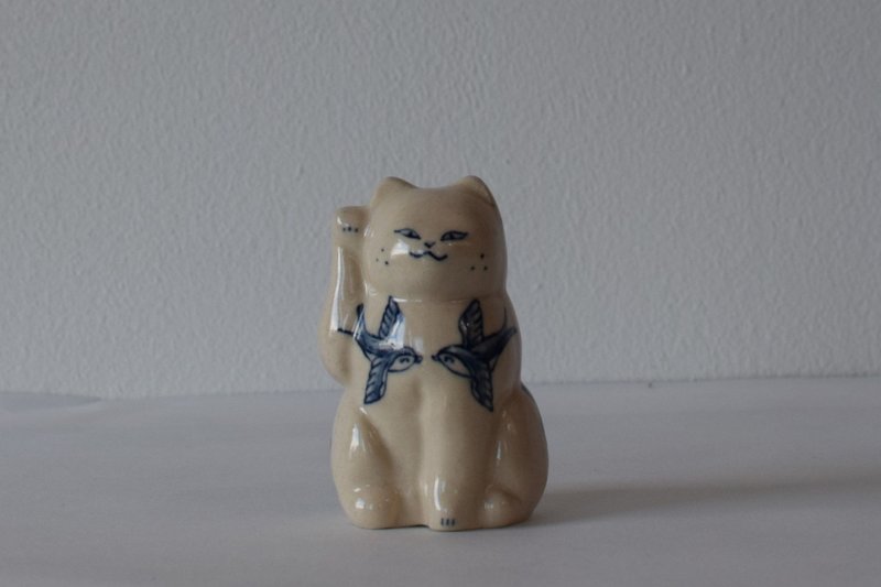 Maneki-neko　Lucky Cat　Traditional2 - Items for Display - Pottery 