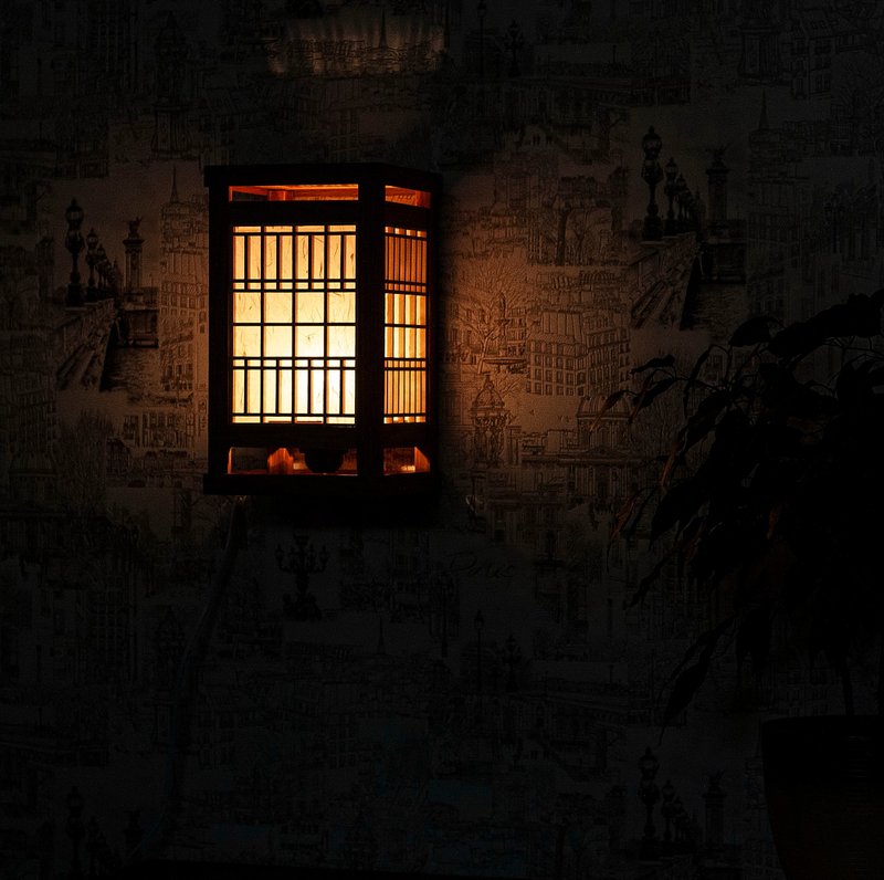 Traditional kumiko wall lantern made of wood and shoji paper - 壁貼/牆壁裝飾 - 木頭 
