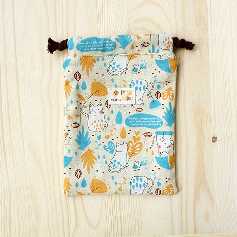 Cat Umbrella Bundle (Middle) - กระเป๋าเครื่องสำอาง - ผ้าฝ้าย/ผ้าลินิน สีเหลือง