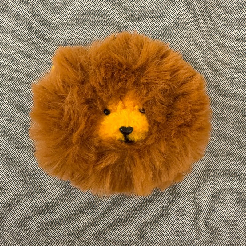 咖啡色獅子頭吊飾5cm-毛根扭扭棒手作吊飾/毛料娃娃 - 公仔/玩偶 - 其他材質 橘色