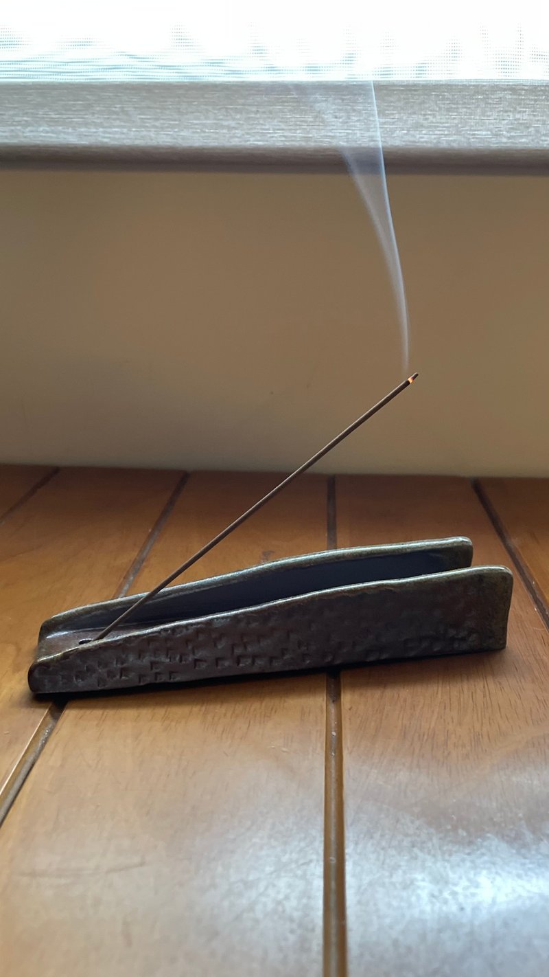 手作柴燒香座 - 擺飾/家飾品 - 陶 金色