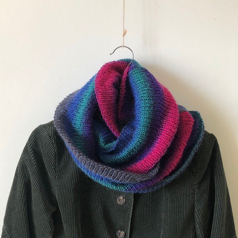 幻日-漸層色-手工毛線脖圍 圍巾 已售出 不再製作 - 圍巾/披肩 - 羊毛 多色