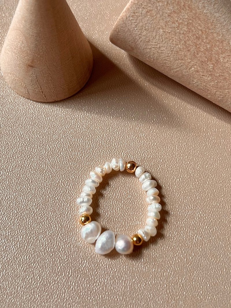 Baroque Freshwater Rice Pearl Beaded Ring | Minimalist Valentine's Gifts - แหวนทั่วไป - ไข่มุก ขาว