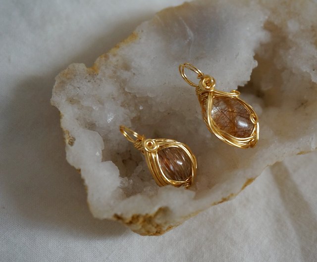Golden Oval Dangle Drop Earrings Natural Mica Mineral Flakes