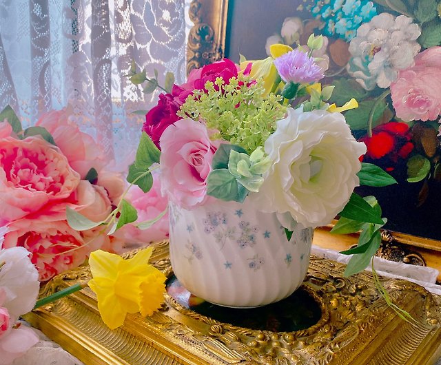 ウェッジウッド ワスレナグサ 花瓶・花瓶 母の日 ギフト 新品 - ショップ Annie's antiques 花瓶・植木鉢 - Pinkoi