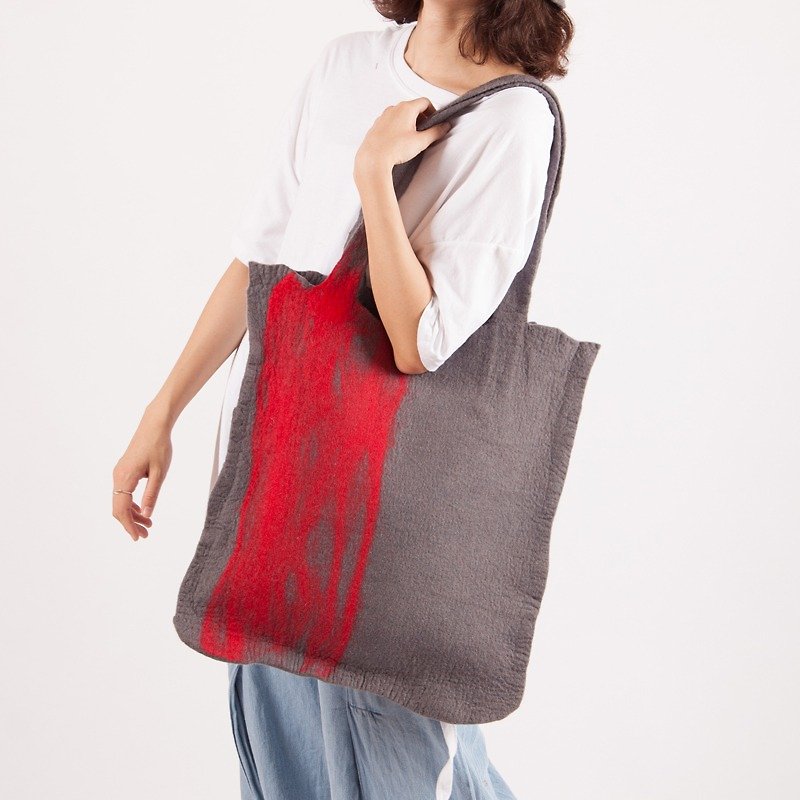 Ke original custom handmade wool felt solid color shoulder bag female large bag pure wool ink Japanese simple retro - Messenger Bags & Sling Bags - Wool Multicolor