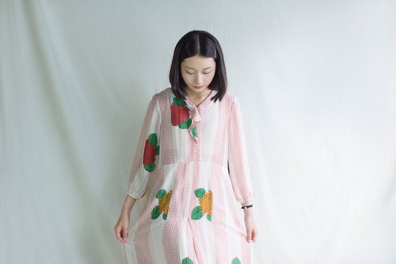 Temperament red yellow hydrangea flower vintage long-sleeved dress - One Piece Dresses - Other Materials White