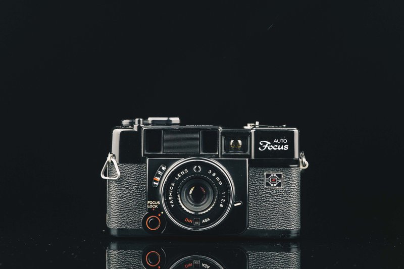 YASHICA AUTO FOCUS #5799 #135底片相機 - 相機/拍立得/底片相機 - 其他金屬 