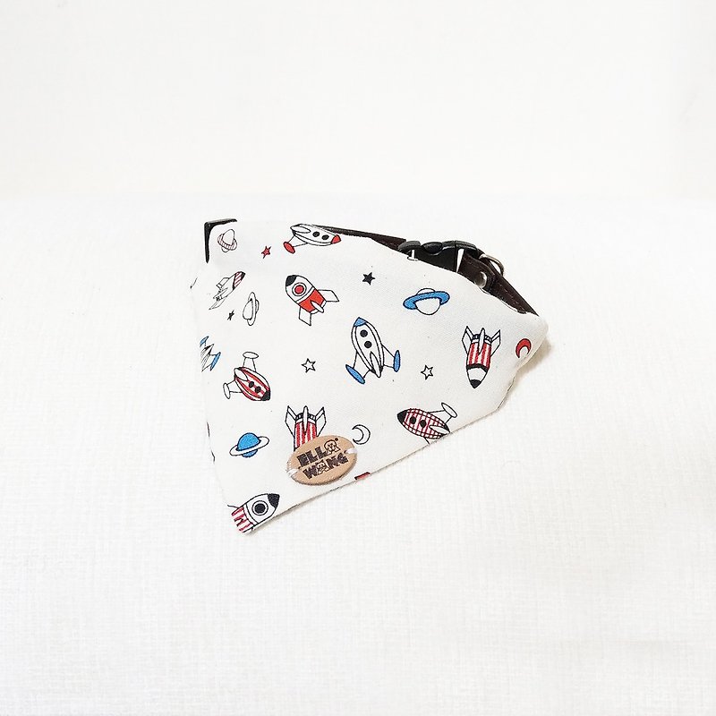 エラワンデザインスカーフペットホワイトロケット宇宙飛行士エイリアンスカーフ猫と犬 - 首輪・リード - コットン・麻 ホワイト