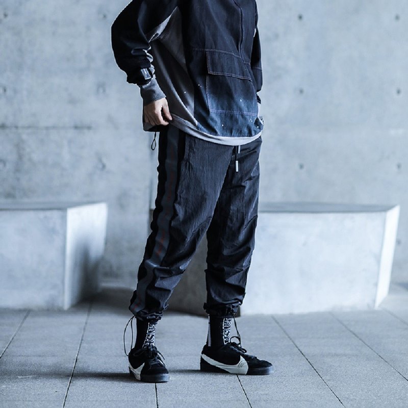 反光條束腳褲 機能 抽繩褲 寬松休閒運動褲 - 男長褲/休閒褲 - 其他材質 黑色