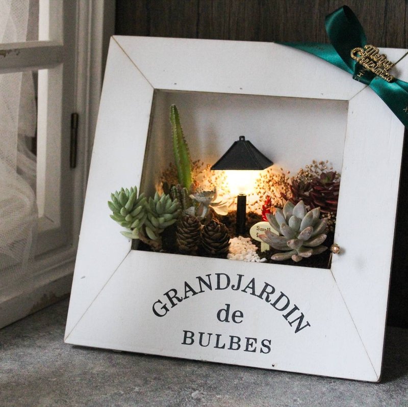 【クリスマス限定】下班隨手作 | 街灯多肉フォトフレーム - 木工・木彫り - 木製 