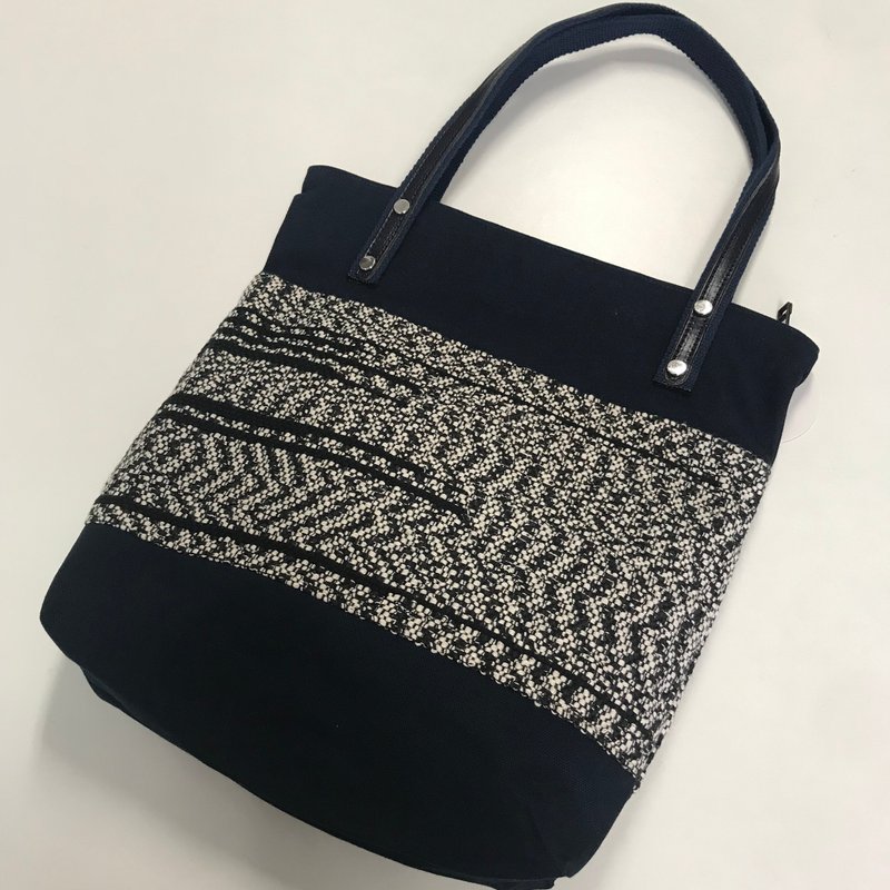 Hand-woven document bag/shoulder bag/tote bag - กระเป๋าแมสเซนเจอร์ - ผ้าฝ้าย/ผ้าลินิน สีดำ