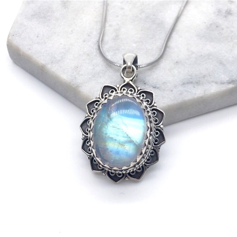 Moonlight stone 925 sterling silver oval heavy industry classical style necklace Nepal handmade mosaic production (style 2) - Necklaces - Gemstone Blue