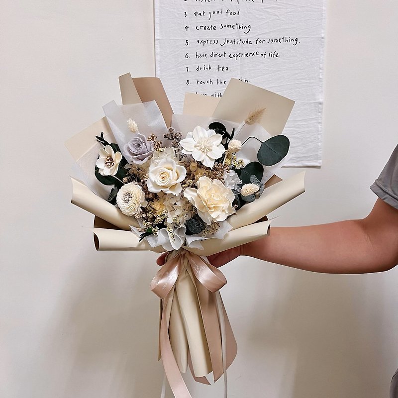 White eternal rose bouquet - Dried Flowers & Bouquets - Plants & Flowers White