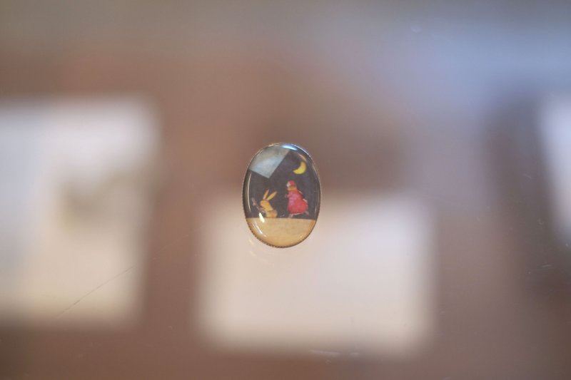 ブローチ  素敵なリズム - 胸針 - 樹脂 黑色