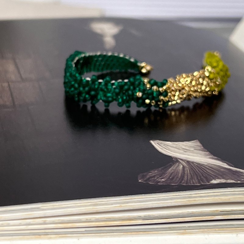 金色森林-三色堆疊系列手工編織手環 - 手鍊/手環 - 其他材質 綠色