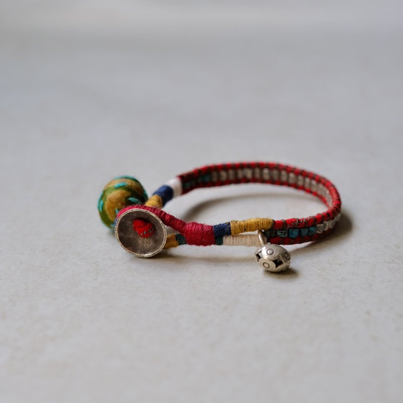 Handmade embroidery ball silver bracelet - Bracelets - Cotton & Hemp Multicolor