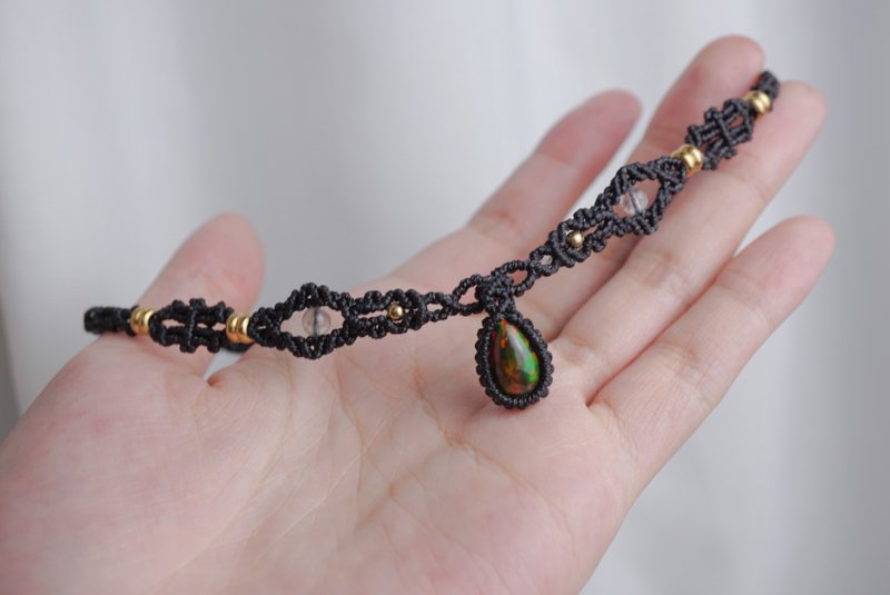 Opal Wax Cord Woven Necklace Choker - สร้อยติดคอ - เครื่องเพชรพลอย สีดำ