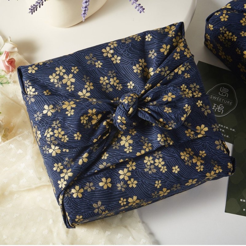 春節限定禮盒 浮世繪風呂敷 I 駿馬凌雲 禮盒 - 蛋糕/甜點 - 其他材質 粉紅色