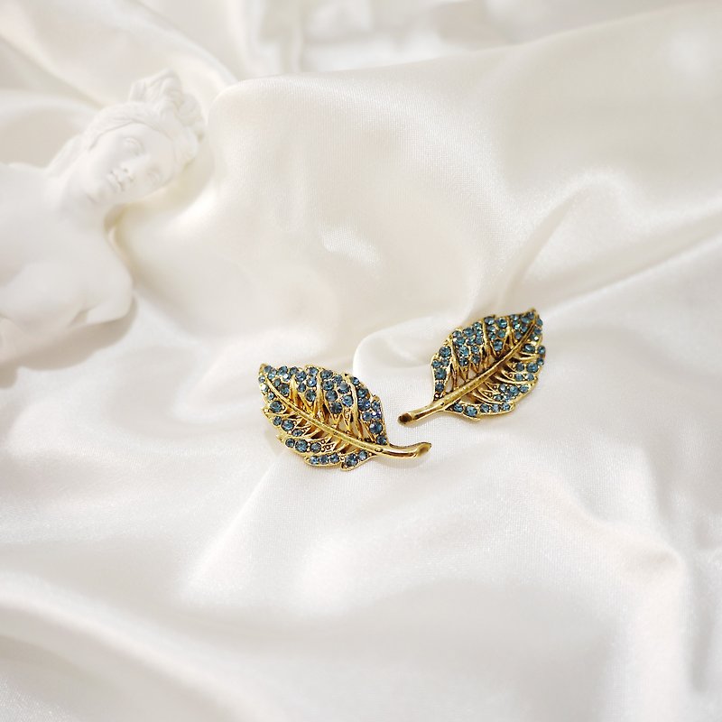 Romantic Flower City Falling Leaves Brilliant Blue Earrings - Earrings & Clip-ons - Other Metals Blue