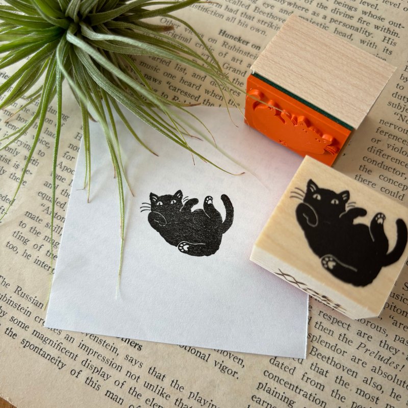 Black cat stamp with belly button - ตราปั๊ม/สแตมป์/หมึก - ยาง 