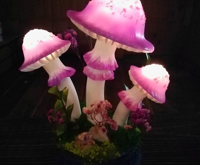 Lamp with soft light 3 lilac-colored LED mushrooms - Shop Magic Night Lights  Electric Fans - Pinkoi