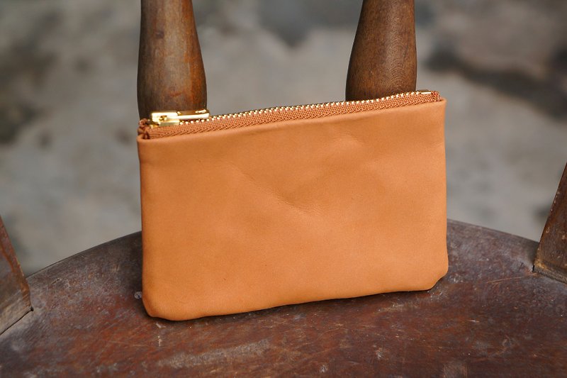 Coin purse top purse simple and exclusive lettering - Coin Purses - Genuine Leather Orange