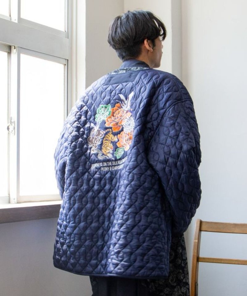 【熱門預購】圖騰刺繡縫衍外套 (二色) CAA-5308 - 男夾克/外套 - 其他材質 