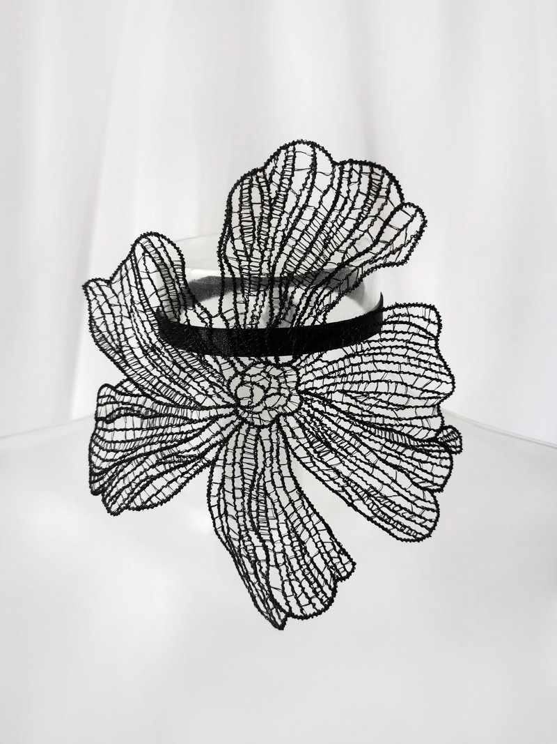 Flower choker - Floral necklace - Romantic accessory - Delicate accessories - 頸鏈 - 其他人造纖維 黑色